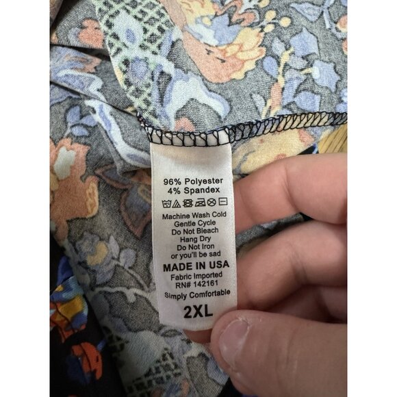 LuLaRoe Gigi T Shirt Sz 2XL Short Sleeve Floral Stretch Teacher Colorful NWT - Picture 8 of 11
